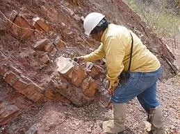 comprobacion de terreno en estudio de geotecnia